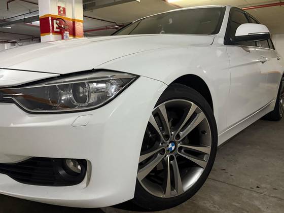 BMW 320i 2.0 16V TURBO GASOLINA 4P AUTOMÁTICO BMW 320i 2.0 16V TURBO GASOLINA 4P AUTOMÁTICO